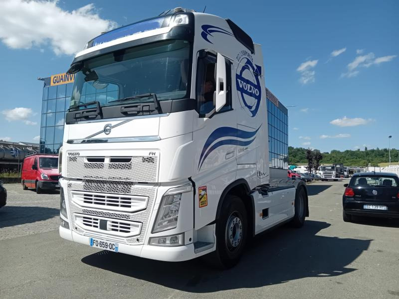 Volvo FH 500 - Gjysmë-kamion: foto 1 Volvo FH 500 - Gjysmë-kamion: foto 1