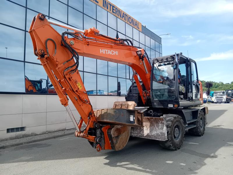 Hitachi ZAXIS 140W - Ekskavator me goma: foto 1 Hitachi ZAXIS 140W - Ekskavator me goma: foto 1