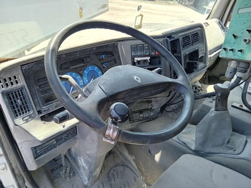 Renault Kerax - Kamioni: foto 3 Renault Kerax - Kamioni: foto 3