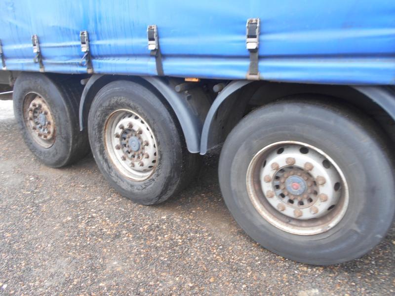 Lecitrailer - Gjysmë rimorkio me tendë: foto 5 Lecitrailer - Gjysmë rimorkio me tendë: foto 5