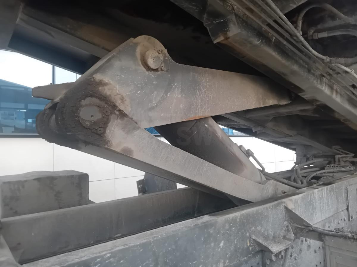 Mercedes Actros 4141 - Kamion vetëshkarkues: foto 3 Mercedes Actros 4141 - Kamion vetëshkarkues: foto 3