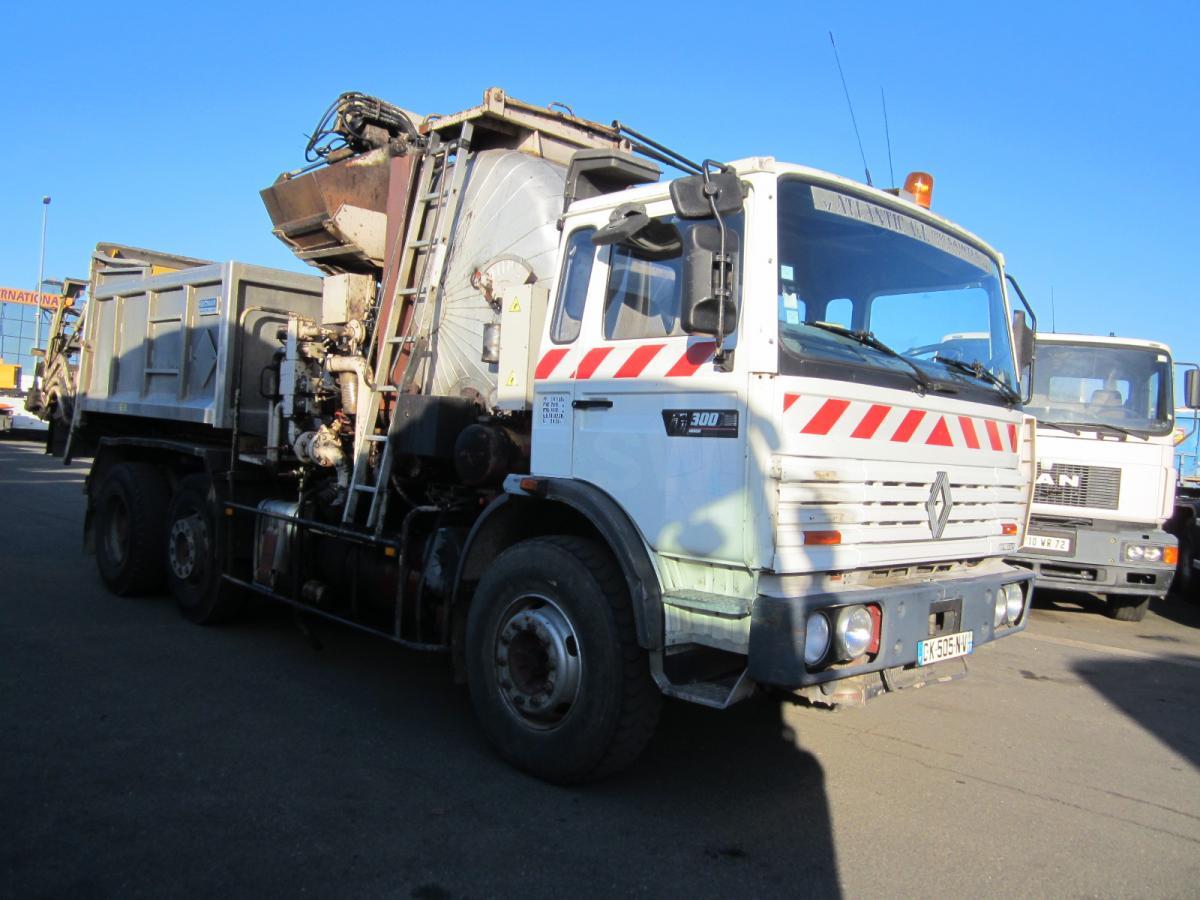 Renault G 300 - Autobitumatrice: foto 2 Renault G 300 - Autobitumatrice: foto 2