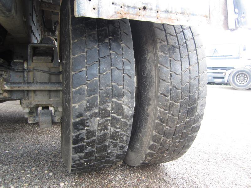 Kamion vetëshkarkues Renault Kerax 320 DCI: foto 8