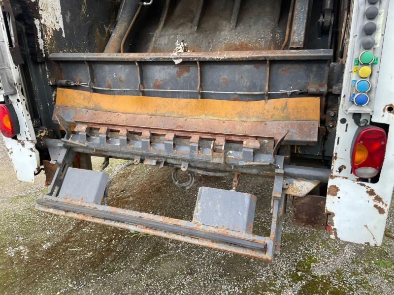 Renault Midlum 280.18 DXI - Kamion mbeturinash: foto 4 Renault Midlum 280.18 DXI - Kamion mbeturinash: foto 4