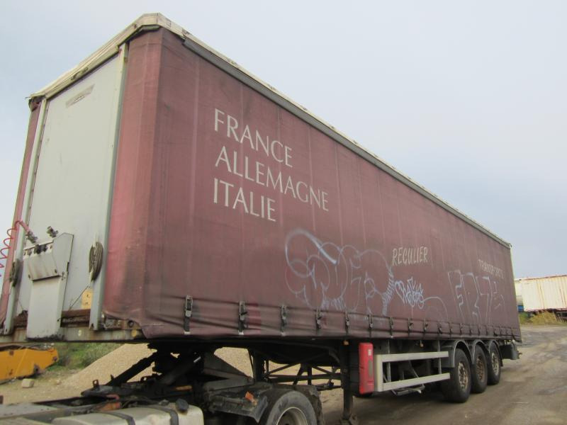 Trailor  - Gjysmë rimorkio me tendë: foto 2 Trailor  - Gjysmë rimorkio me tendë: foto 2