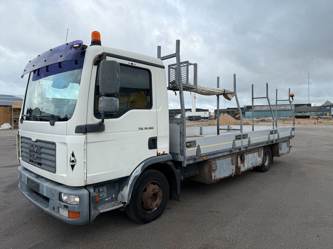MAN TGL 10.180 4x2 Flatbed 6,,80 m. Euro 3 - Kamion me karroceri të hapur: foto 1 MAN TGL 10.180 4x2 Flatbed 6,,80 m. Euro 3 - Kamion me karroceri të hapur: foto 1