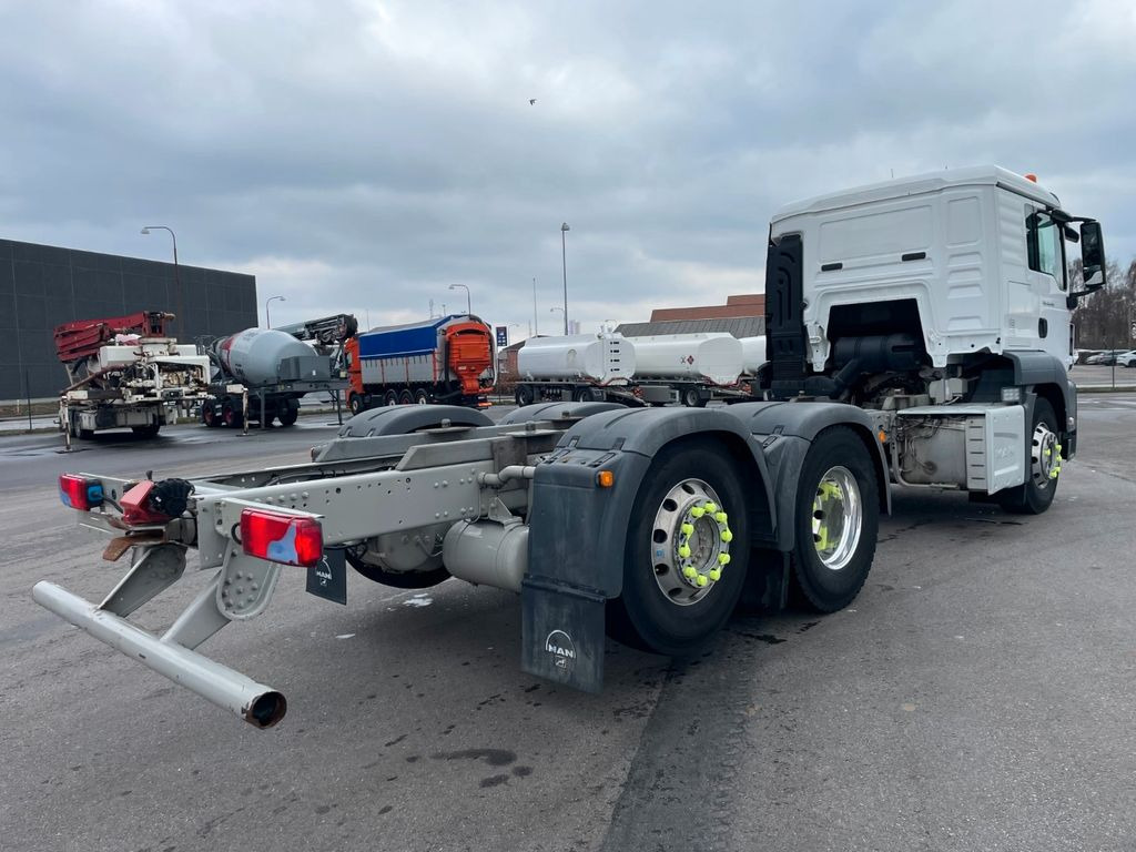 MAN TGS 26.440 6x2*4 ADR Fahrgestell Euro 6 MAN TGS 26.440 6x2*4 ADR Fahrgestell Euro 6 - Kamion kabinë-shasi: foto 3 MAN TGS 26.440 6x2*4 ADR Fahrgestell Euro 6 MAN TGS 26.440 6x2*4 ADR Fahrgestell Euro 6 - Kamion kabinë-shasi: foto 3