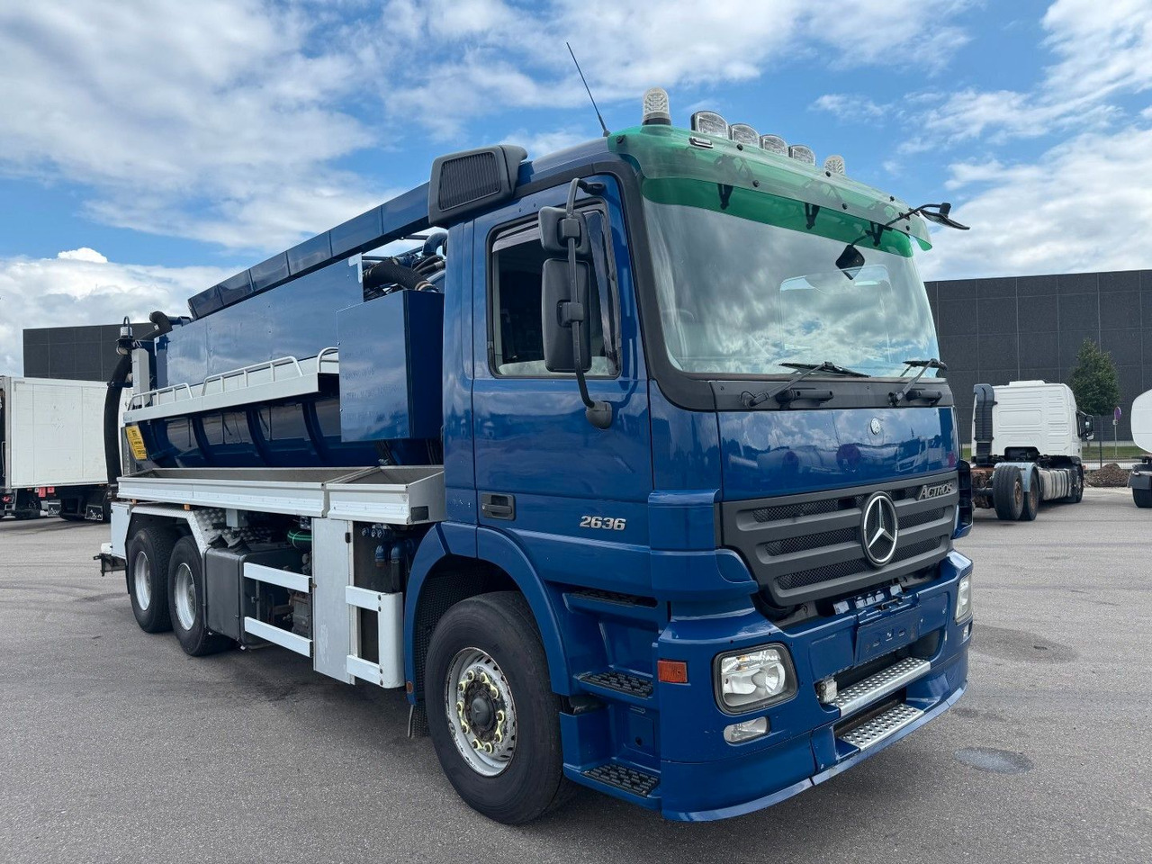 Mercedes-Benz Actros 2636 6x4 RHD Hvidtved Larsen Flexline 312 - Kamion me vakuum: foto 2 Mercedes-Benz Actros 2636 6x4 RHD Hvidtved Larsen Flexline 312 - Kamion me vakuum: foto 2