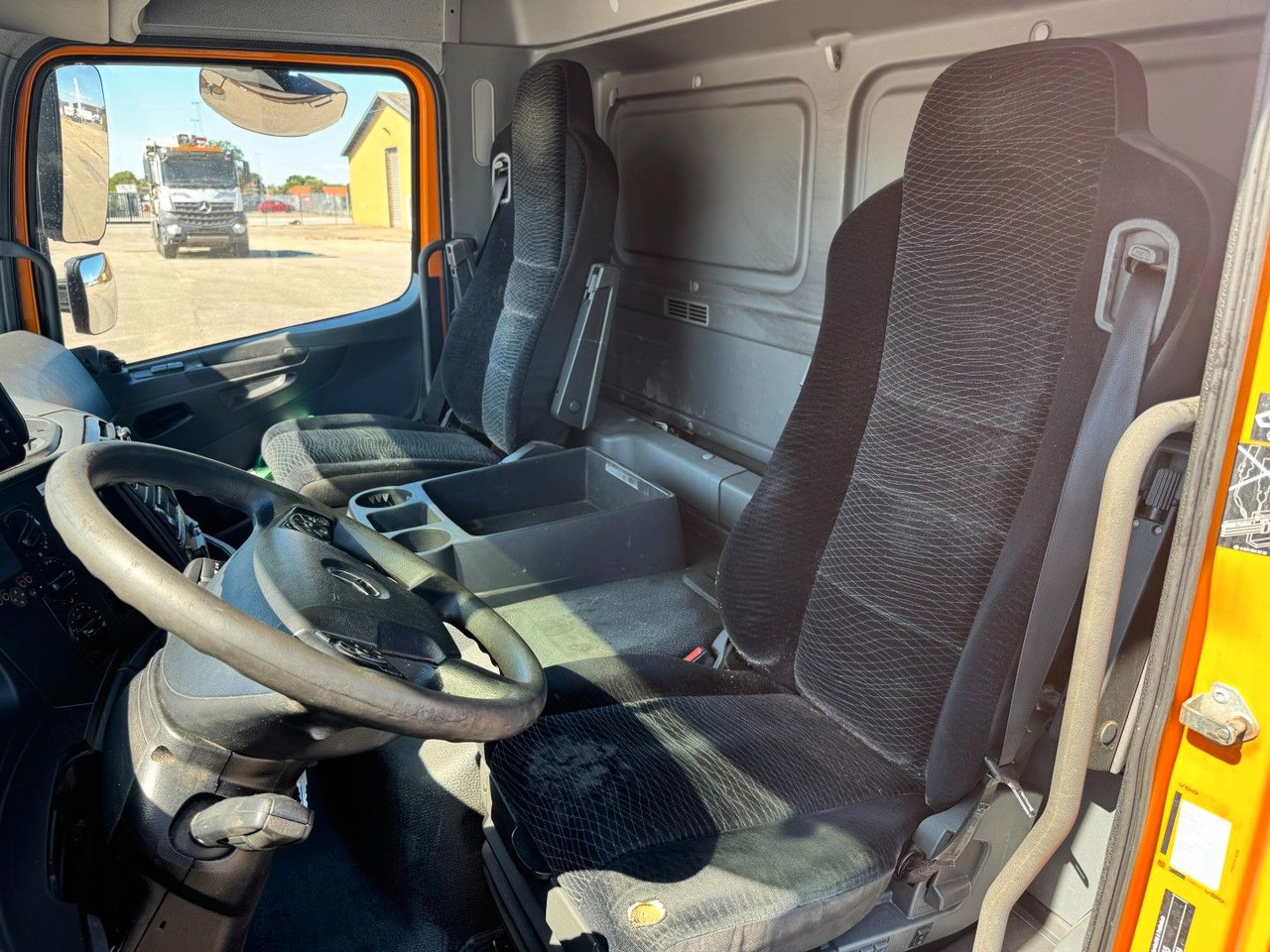 Mercedes-Benz Atego 1223 4x2 Euro 6 Cityflex 204 - Kamion me vakuum: foto 5 Mercedes-Benz Atego 1223 4x2 Euro 6 Cityflex 204 - Kamion me vakuum: foto 5