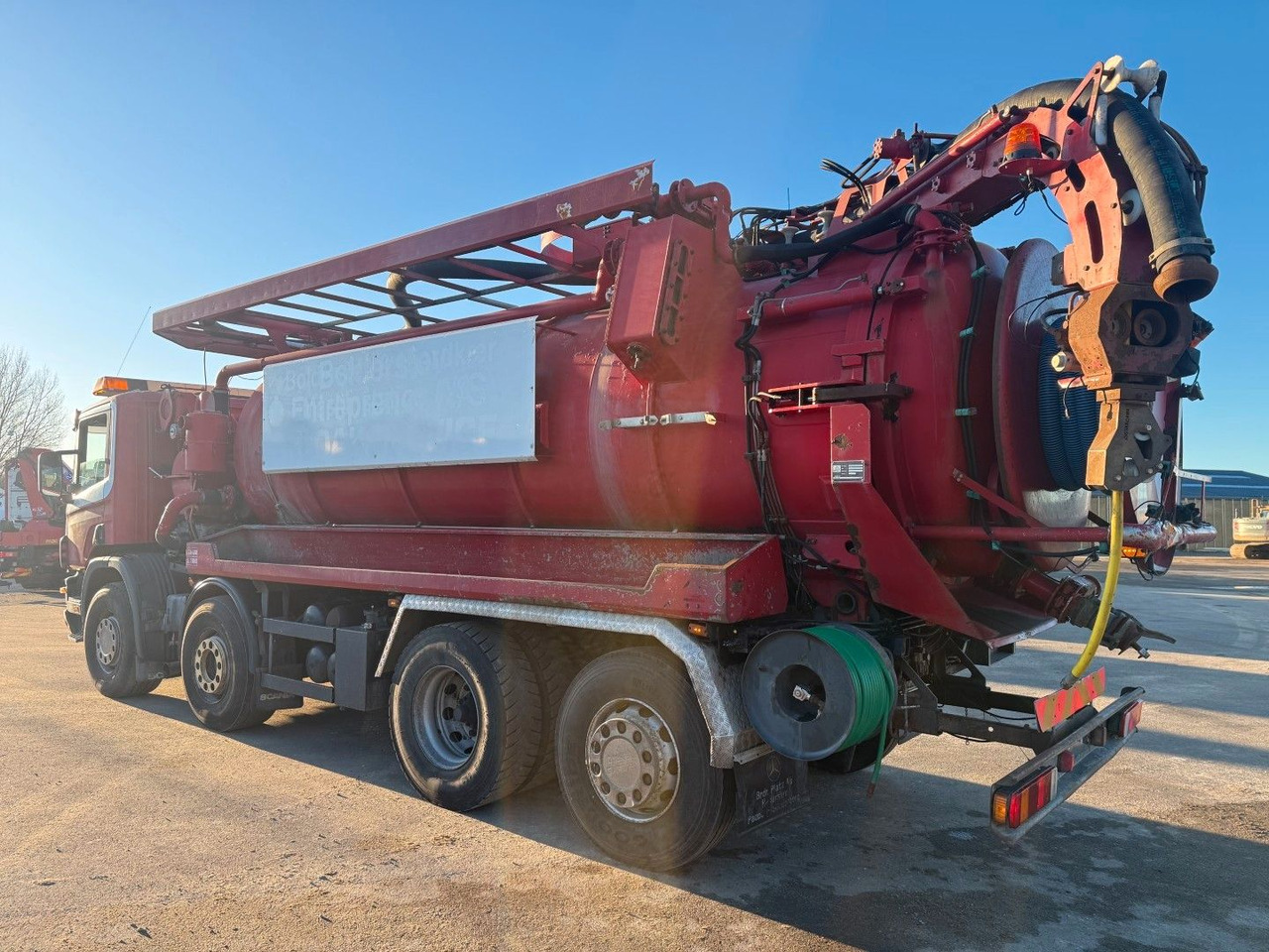 Scania 114/380 8x2*6 Assmann 14 m3 Vacuumtruck - Kamion me vakuum: foto 4 Scania 114/380 8x2*6 Assmann 14 m3 Vacuumtruck - Kamion me vakuum: foto 4