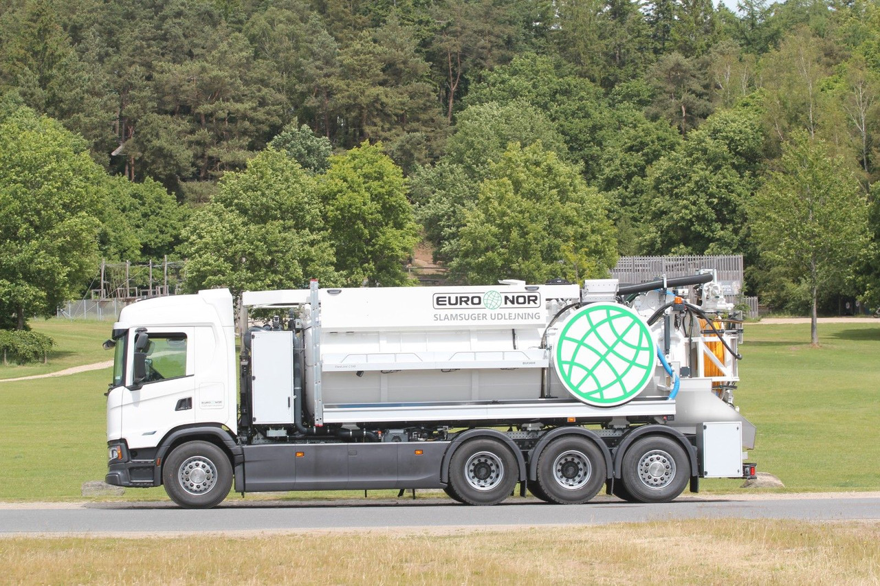 Scania G460 B8x4*4NBMN Bucher FlexLine CM140 - Kamion me vakuum: foto 4 Scania G460 B8x4*4NBMN Bucher FlexLine CM140 - Kamion me vakuum: foto 4