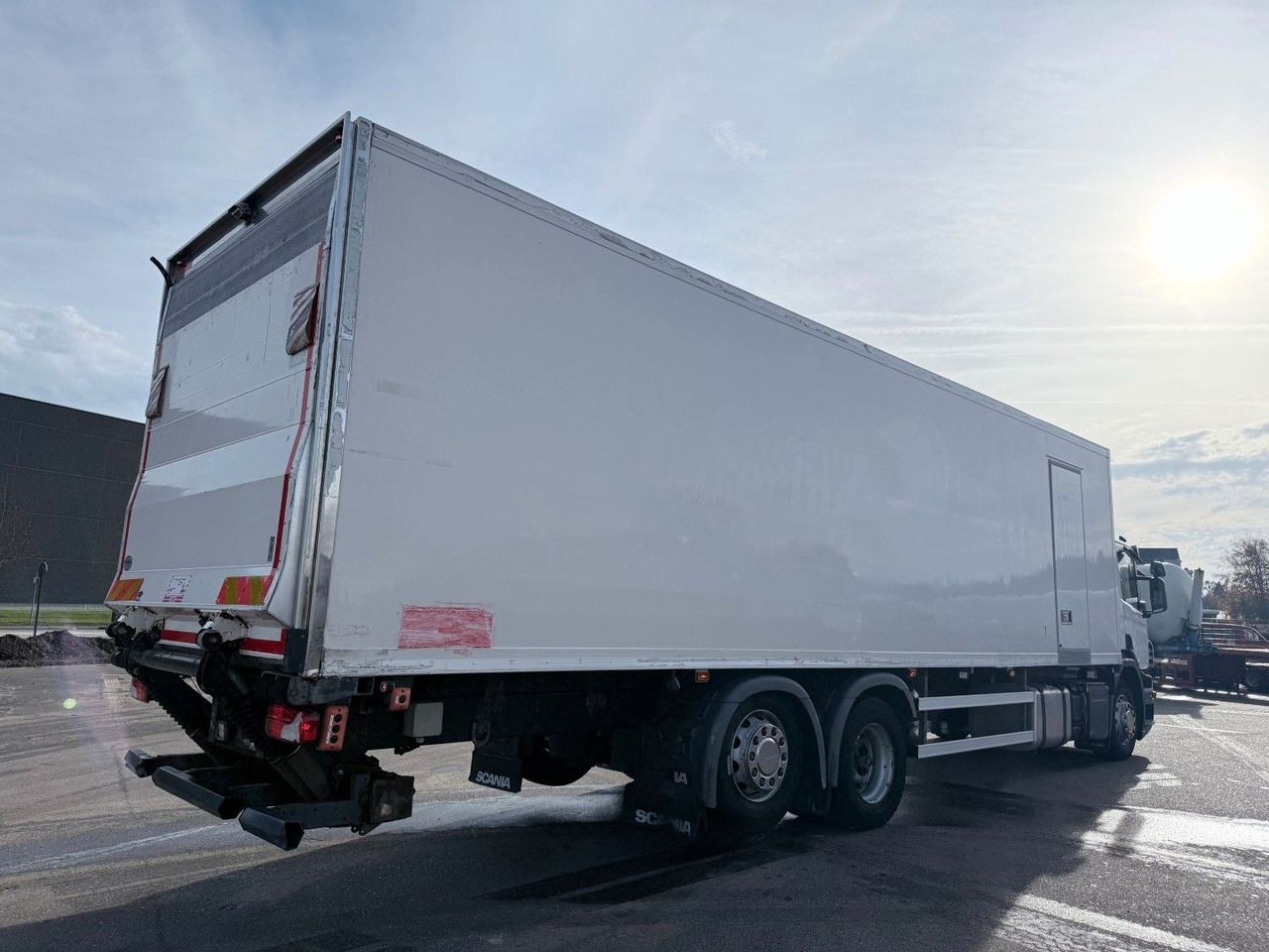 Scania P320 6x2*4 Carrier Supra 1250 Mt 9.80 m Kühl - Kamion frigorifer: foto 3 Scania P320 6x2*4 Carrier Supra 1250 Mt 9.80 m Kühl - Kamion frigorifer: foto 3