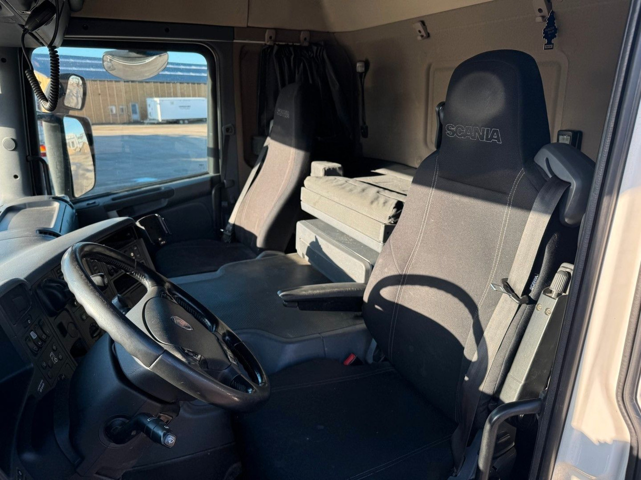 Scania P410 6x4 Liebherr THP 140 H 24 M4XH Concretepump - Pompë betoni: foto 5 Scania P410 6x4 Liebherr THP 140 H 24 M4XH Concretepump - Pompë betoni: foto 5