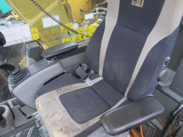 Caterpillar 324EL Long Reach - Ekskavator me zinxhirë: foto 5 Caterpillar 324EL Long Reach - Ekskavator me zinxhirë: foto 5