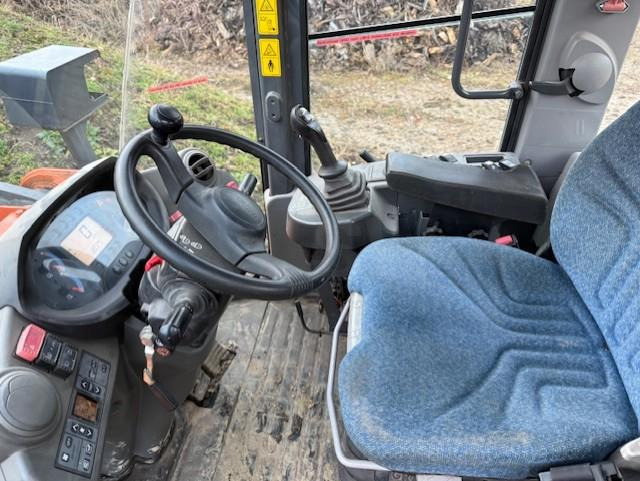 Hitachi ZW140 - Fadrom me goma: foto 3 Hitachi ZW140 - Fadrom me goma: foto 3