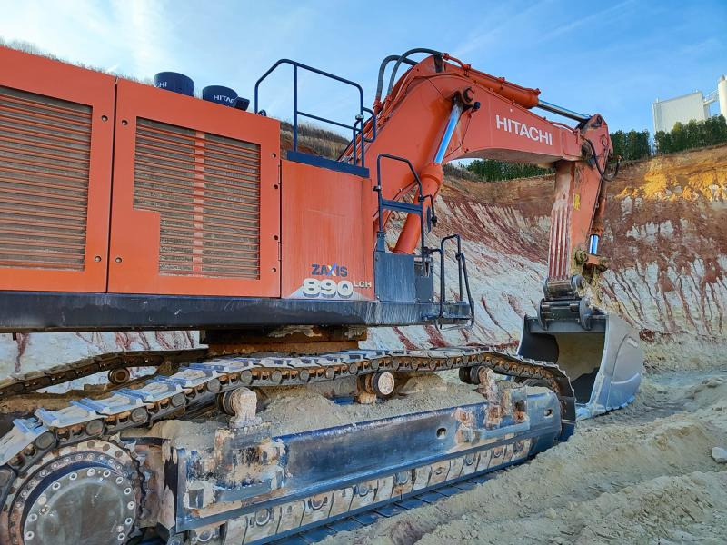 Hitachi ZX890LCH-6 - Ekskavator me zinxhirë: foto 2 Hitachi ZX890LCH-6 - Ekskavator me zinxhirë: foto 2