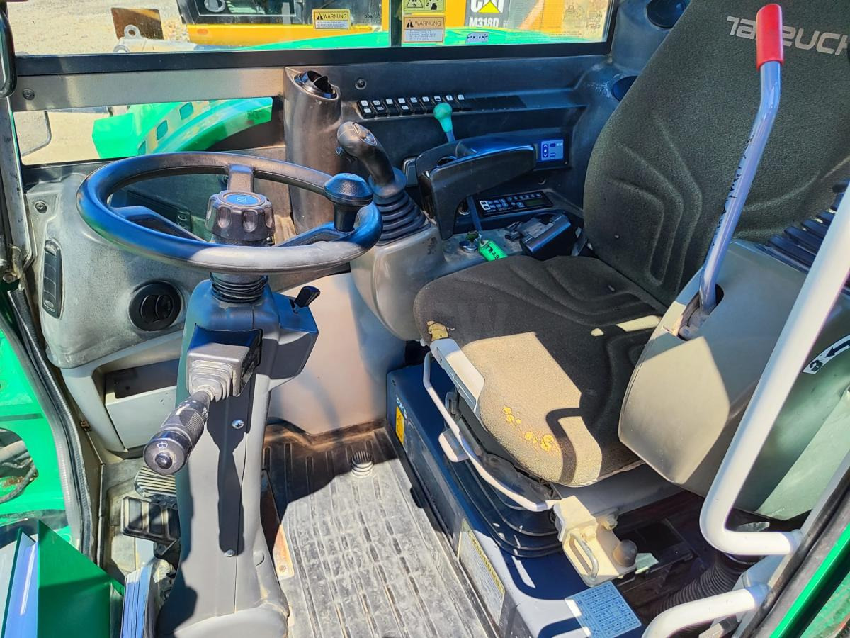 Takeuchi TB295W - Ekskavator me goma: foto 5 Takeuchi TB295W - Ekskavator me goma: foto 5