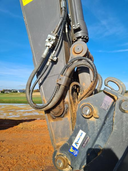 Volvo EC220EL - Ekskavator me zinxhirë: foto 5 Volvo EC220EL - Ekskavator me zinxhirë: foto 5