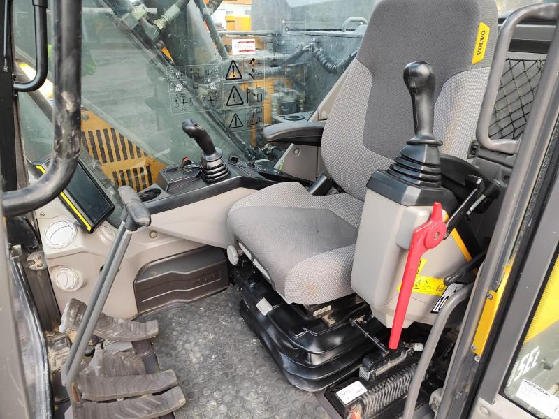 Volvo ECR145EL - Ekskavator me zinxhirë: foto 5 Volvo ECR145EL - Ekskavator me zinxhirë: foto 5