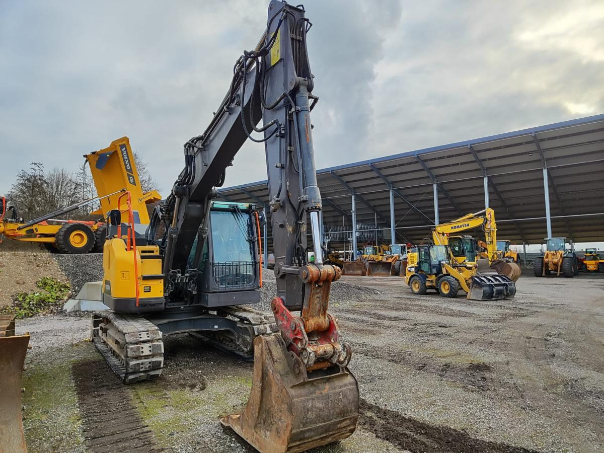 Volvo ECR145EL - Ekskavator me zinxhirë: foto 3 Volvo ECR145EL - Ekskavator me zinxhirë: foto 3