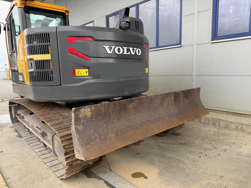 Volvo ECR235EL - Ekskavator me zinxhirë: foto 1 Volvo ECR235EL - Ekskavator me zinxhirë: foto 1