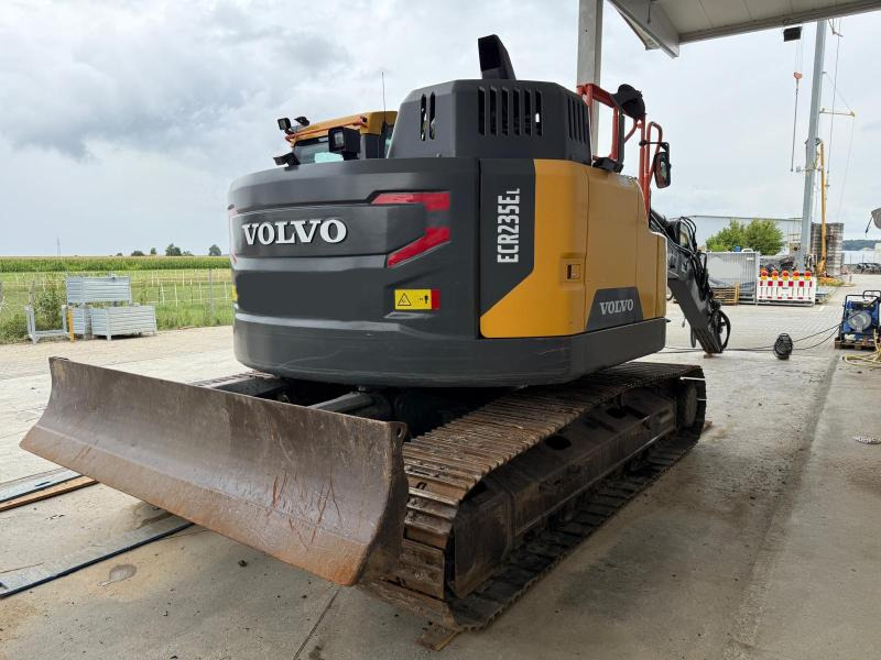 Volvo ECR235EL - Ekskavator me zinxhirë: foto 2 Volvo ECR235EL - Ekskavator me zinxhirë: foto 2