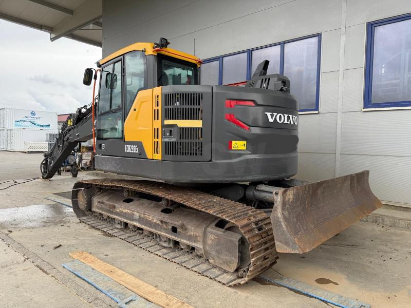 Volvo ECR235EL - Ekskavator me zinxhirë: foto 3 Volvo ECR235EL - Ekskavator me zinxhirë: foto 3