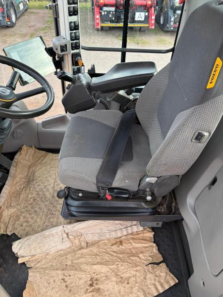 Volvo L120H Long Boom - Fadrom me goma: foto 5 Volvo L120H Long Boom - Fadrom me goma: foto 5