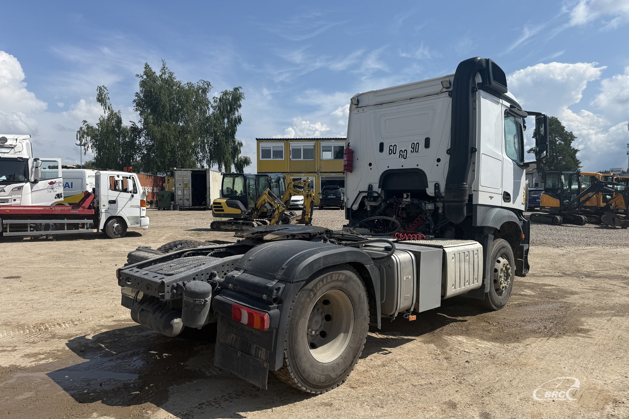 Mercedes-Benz Arocs - Gjysmë-kamion: foto 5 Mercedes-Benz Arocs - Gjysmë-kamion: foto 5