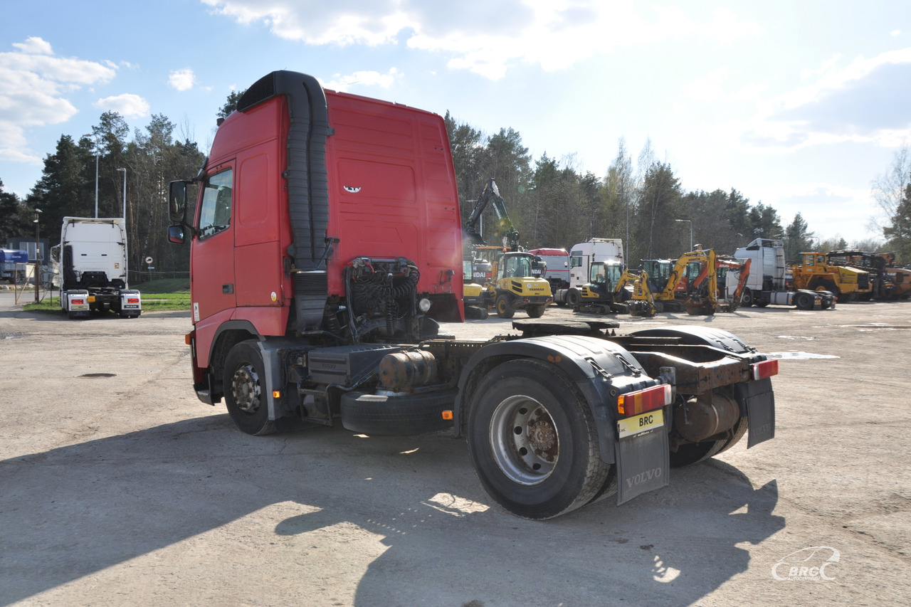 Volvo FH12 - Gjysmë-kamion: foto 5 Volvo FH12 - Gjysmë-kamion: foto 5