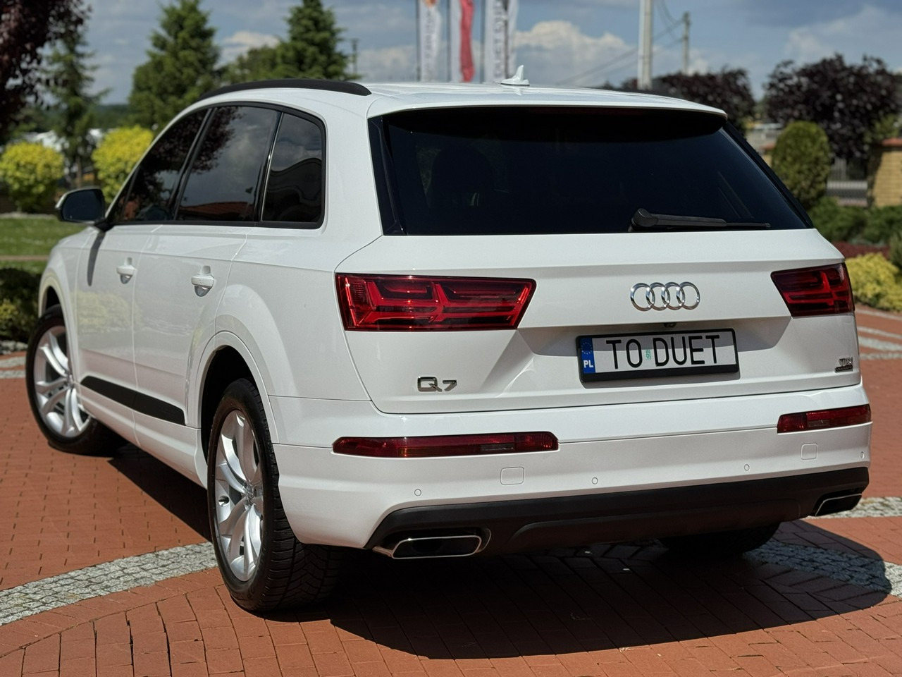 SUV Audi Q7: foto 15