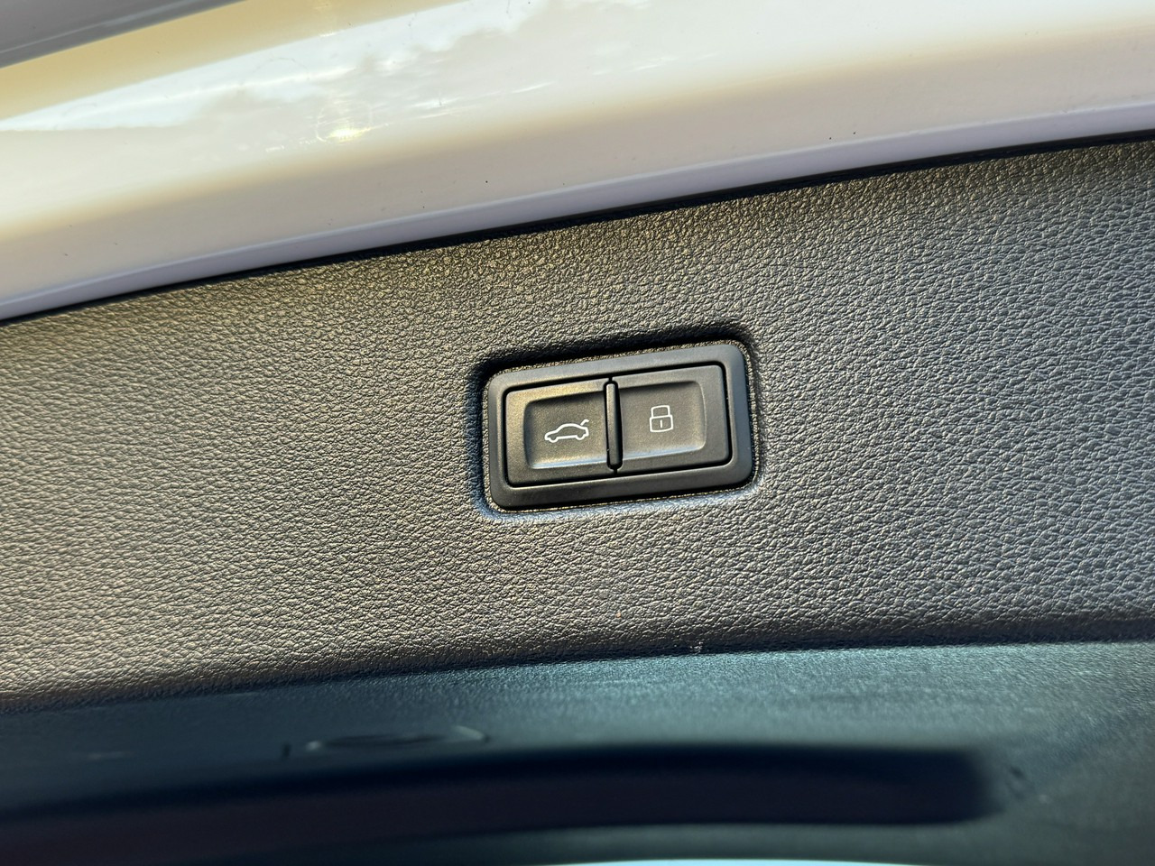 SUV Audi Q7: foto 39