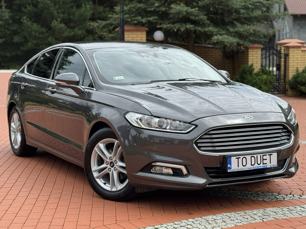Ford Mondeo - Veturë: foto 2 Ford Mondeo - Veturë: foto 2