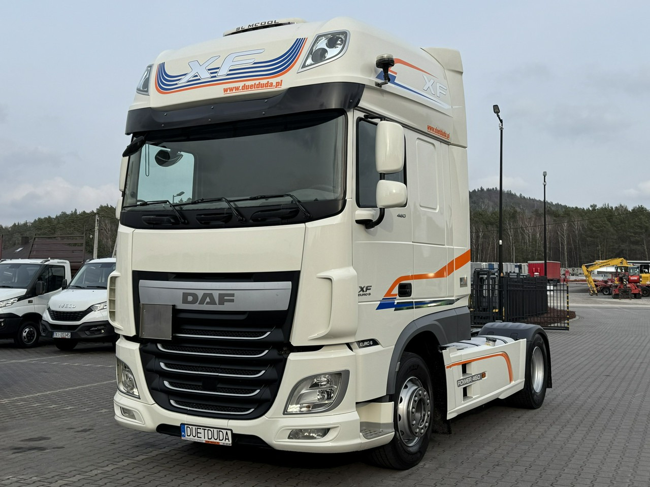 DAF XF 460 SSC E6 Standard Klima Postojowa - Gjysmë-kamion: foto 3 DAF XF 460 SSC E6 Standard Klima Postojowa - Gjysmë-kamion: foto 3