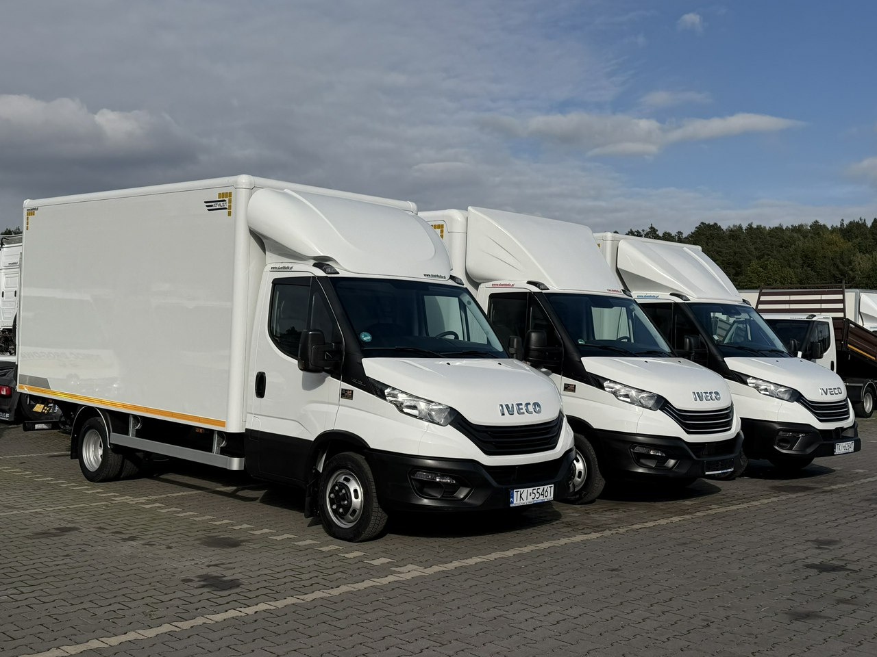 Iveco Daily 35C16 V - Kamioncine me kontinier: foto 1 Iveco Daily 35C16 V - Kamioncine me kontinier: foto 1
