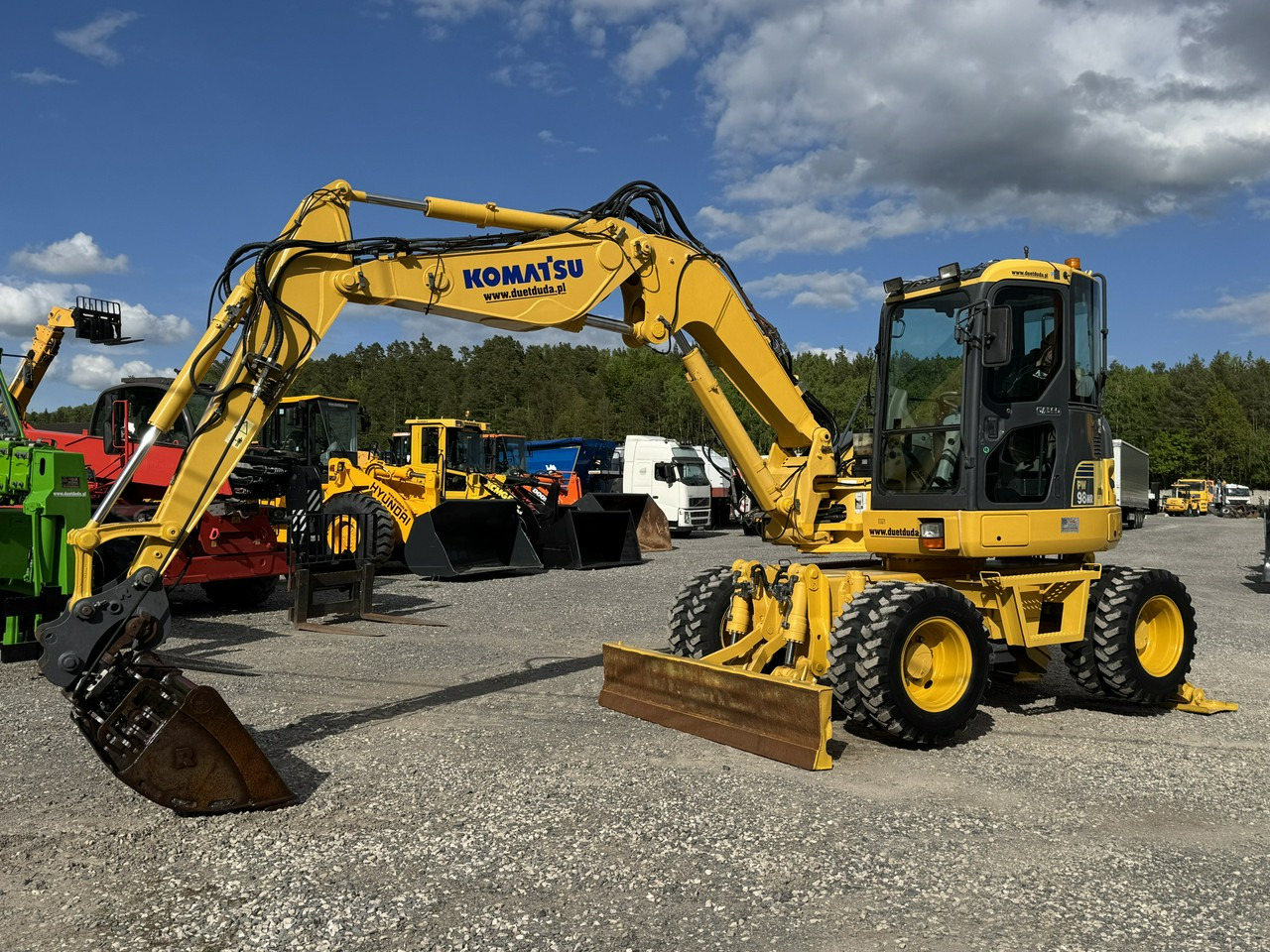 Komatsu PW 98 MR 8 Pług + Podpory 10ton Szybkozłącze - Ekskavator me goma: foto 1 Komatsu PW 98 MR 8 Pług + Podpory 10ton Szybkozłącze - Ekskavator me goma: foto 1
