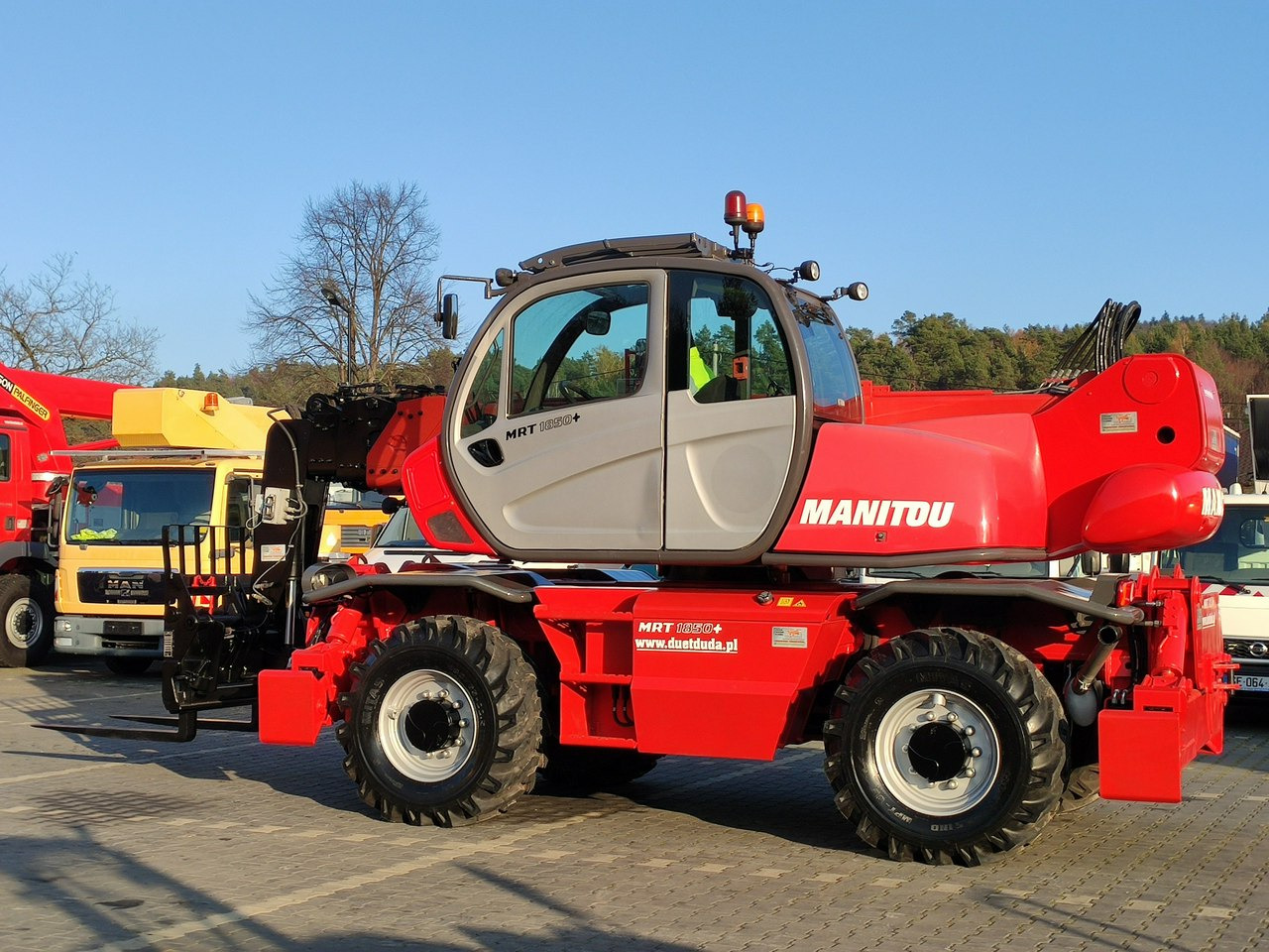 Manitou MRT1850 ROTO Teleskopowa Obrotowa 2150,2140,2540 - Ekskavator teleskopik: foto 4 Manitou MRT1850 ROTO Teleskopowa Obrotowa 2150,2140,2540 - Ekskavator teleskopik: foto 4