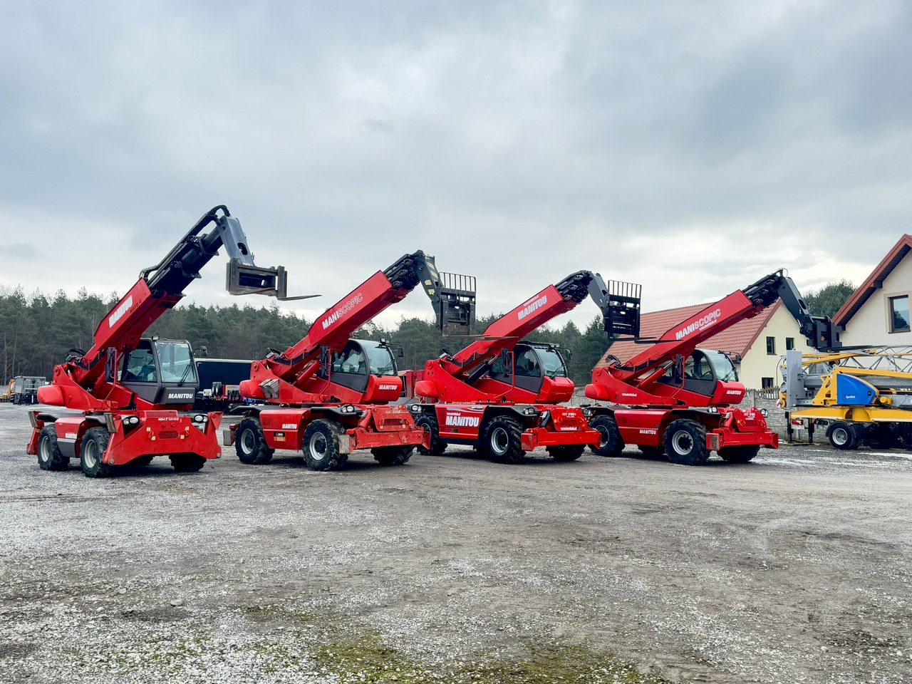 Manitou MRT1850 ROTO Teleskopowa Obrotowa 2150,2140,2540 - Ekskavator teleskopik: foto 1 Manitou MRT1850 ROTO Teleskopowa Obrotowa 2150,2140,2540 - Ekskavator teleskopik: foto 1