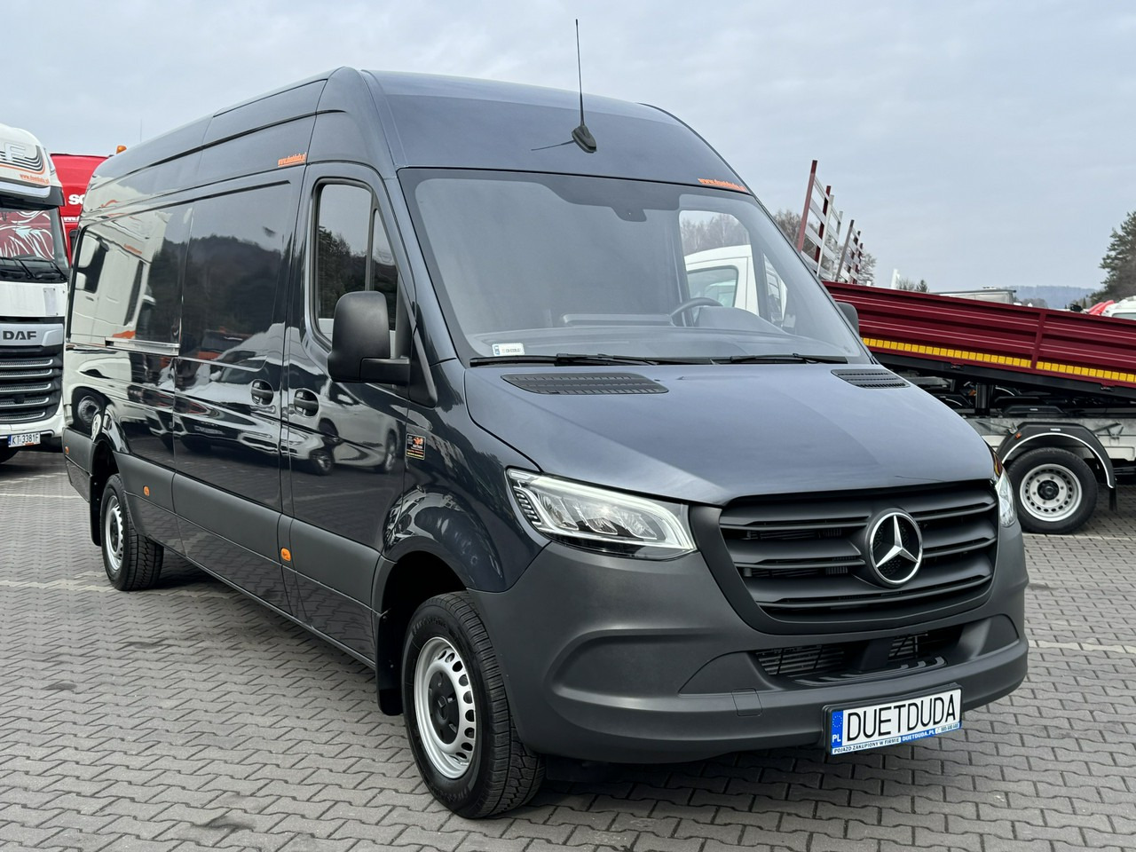 Mercedes 319 - Furgon: foto 4 Mercedes 319 - Furgon: foto 4