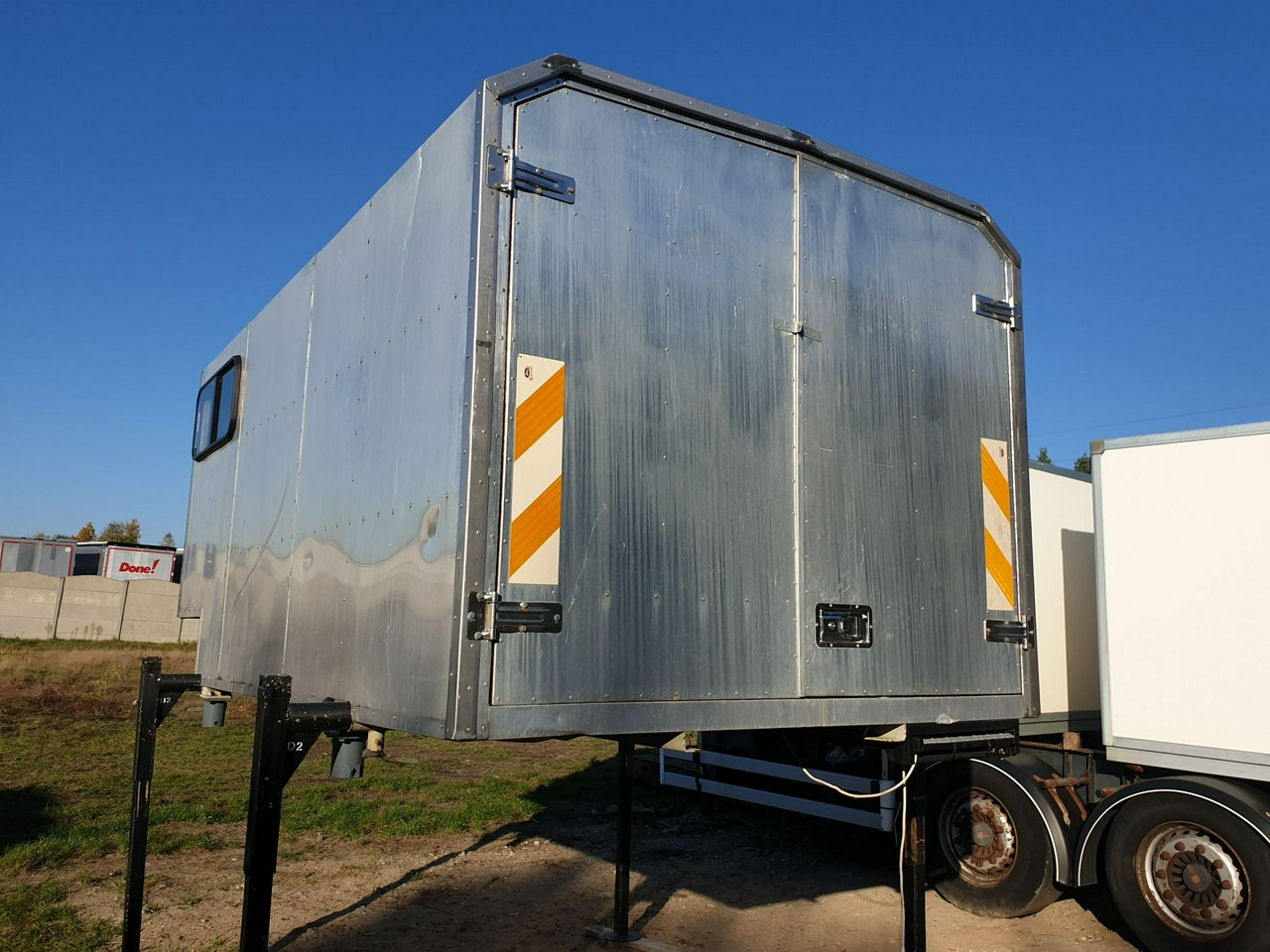 Mercedes ATEGO 1221 - Karroceri - vagonetë e ndërrueshme: foto 5 Mercedes ATEGO 1221 - Karroceri - vagonetë e ndërrueshme: foto 5