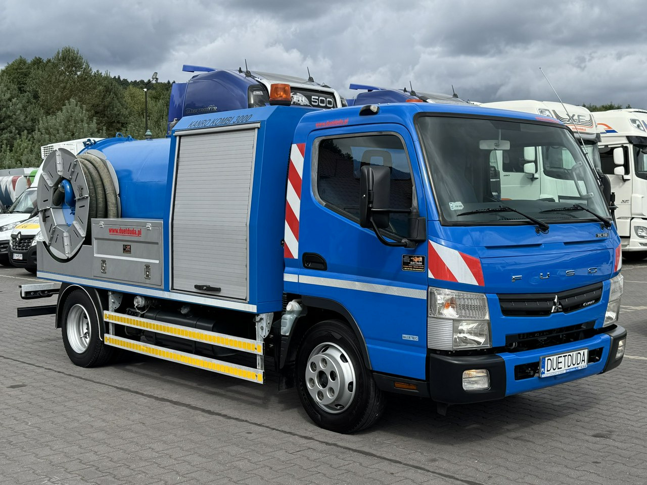 Mitsubishi Canter 7C18 3.0/150 KM Asenizcyjny - Kamion me vakuum: foto 1 Mitsubishi Canter 7C18 3.0/150 KM Asenizcyjny - Kamion me vakuum: foto 1