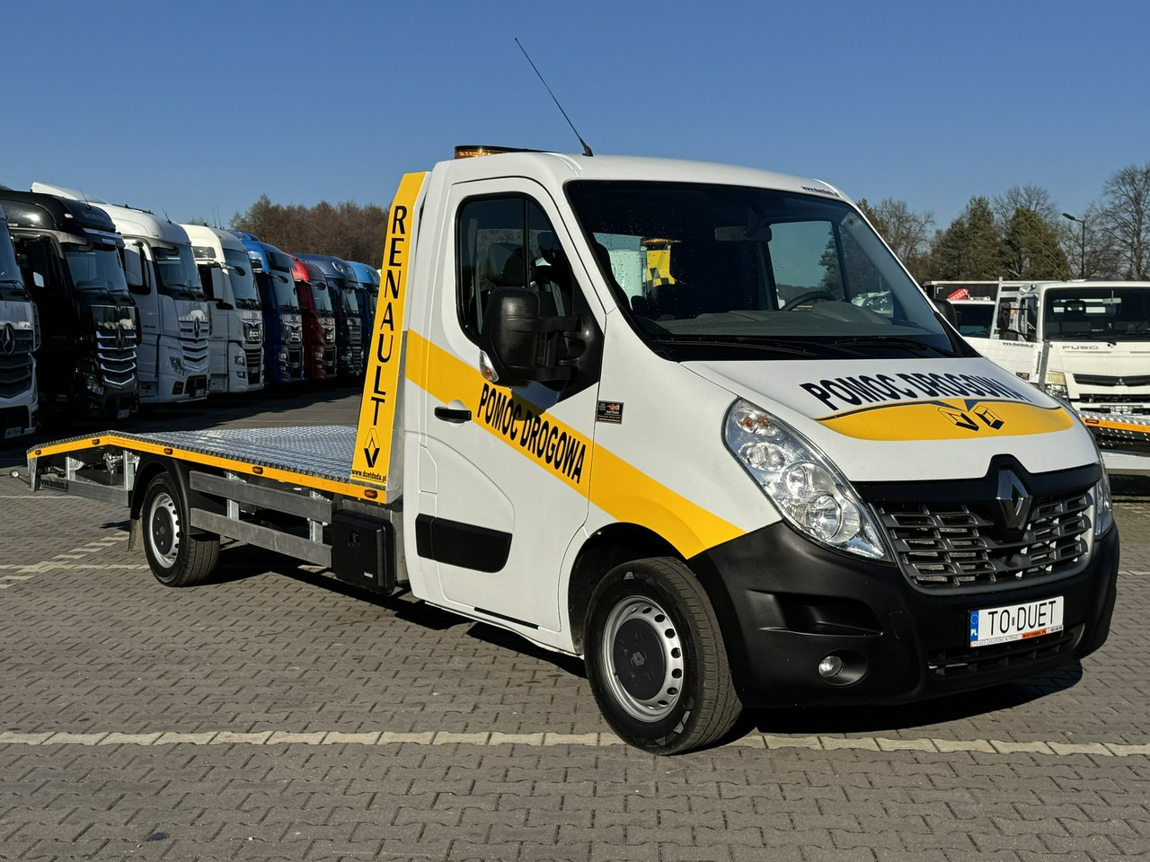 Renault Master - Karrotrec: foto 1 Renault Master - Karrotrec: foto 1
