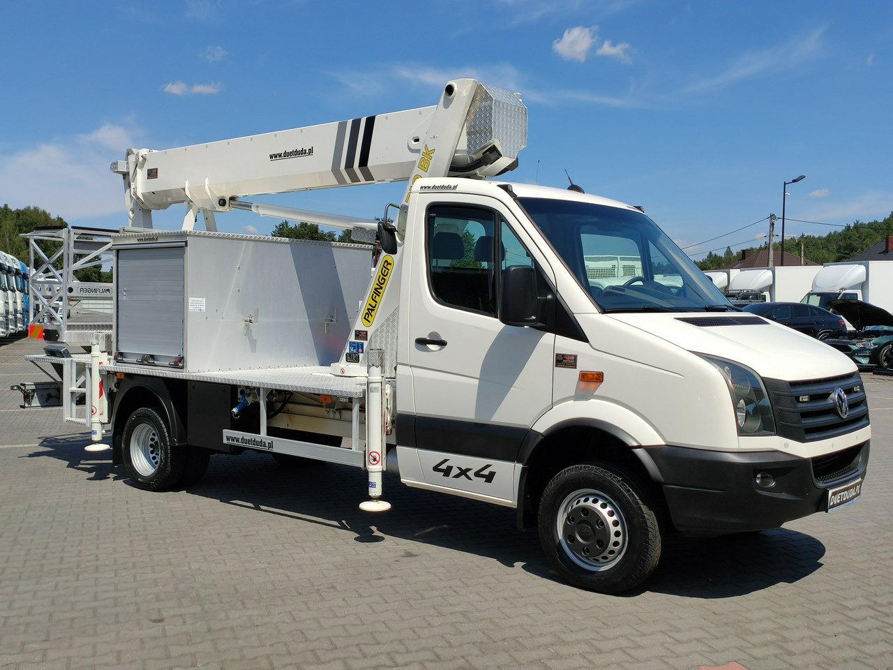 Volkswagen Crafter - Platformë ajrore e montuar në kamion: foto 4 Volkswagen Crafter - Platformë ajrore e montuar në kamion: foto 4