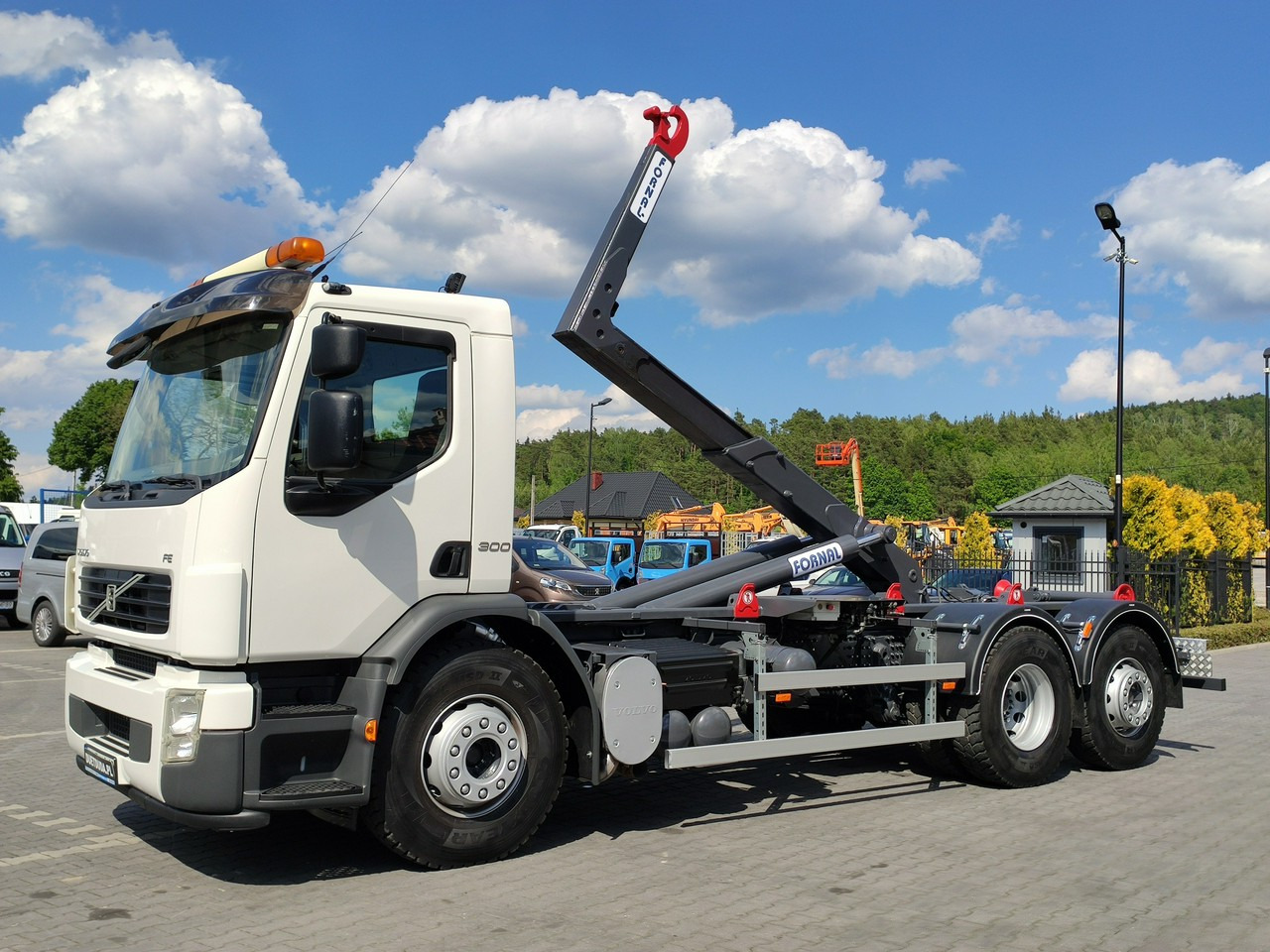 Volvo FE 26.300 Hakowiec Napęd 6x2 Oś Skrętna - Kamion vetëngarkues: foto 2 Volvo FE 26.300 Hakowiec Napęd 6x2 Oś Skrętna - Kamion vetëngarkues: foto 2