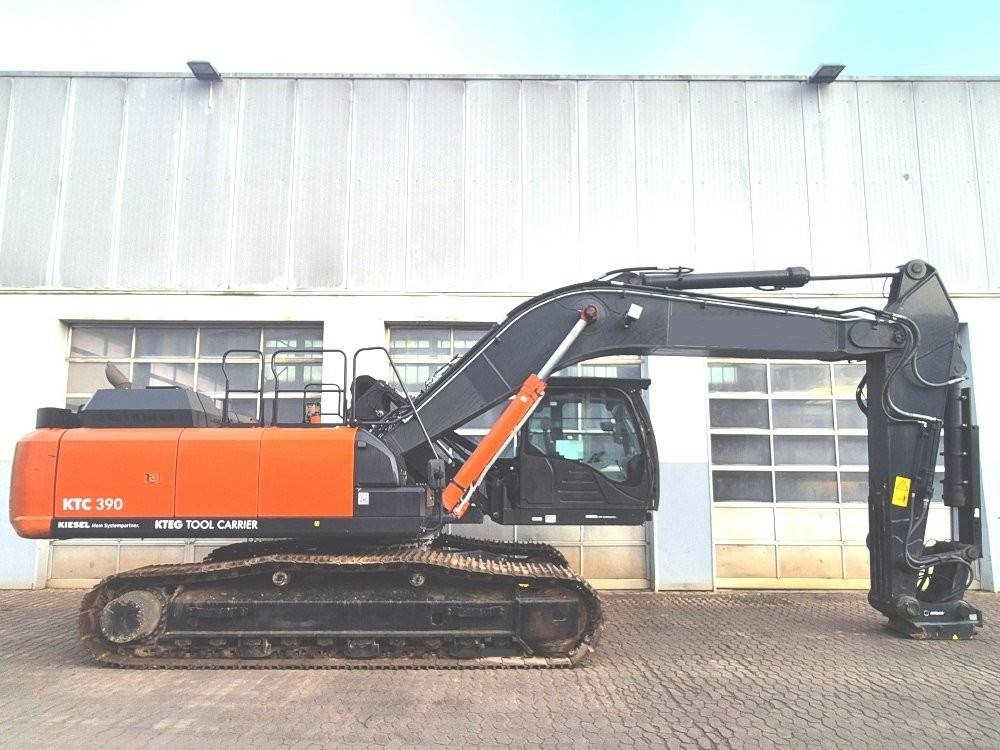 Hitachi KTEG KTC 390-6 - Ekskavator me zinxhirë: foto 5 Hitachi KTEG KTC 390-6 - Ekskavator me zinxhirë: foto 5