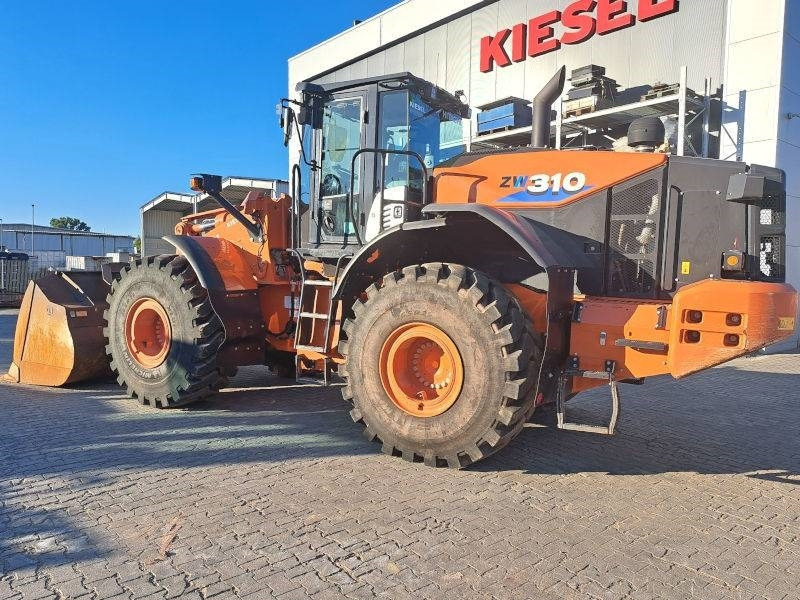 Hitachi ZW 310-6 - Fadrom me goma: foto 3 Hitachi ZW 310-6 - Fadrom me goma: foto 3