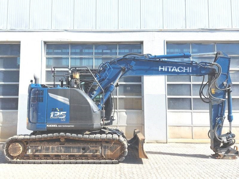 Hitachi ZX 135 US-7 - Ekskavator me zinxhirë: foto 5 Hitachi ZX 135 US-7 - Ekskavator me zinxhirë: foto 5