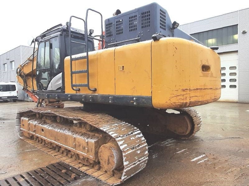 Hitachi ZX 490 LCH-6 - Ekskavator me zinxhirë: foto 3 Hitachi ZX 490 LCH-6 - Ekskavator me zinxhirë: foto 3