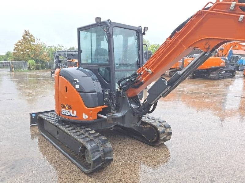 Hitachi ZX 55 U-6 - Miniekskavator: foto 4 Hitachi ZX 55 U-6 - Miniekskavator: foto 4