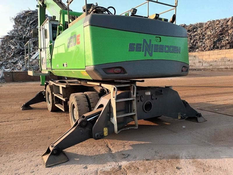 Sennebogen 830 E - Ekskavator për mbetje: foto 4 Sennebogen 830 E - Ekskavator për mbetje: foto 4